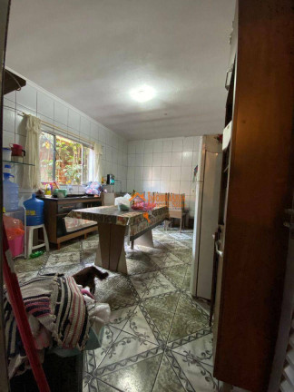 Imagem Sobrado com 7 Quartos à Venda, 250 m² em Jardim Presidente Dutra - Guarulhos Imagem Sobrado com 7 Quartos à Venda, 250 m² em Jardim Presidente Dutra - Guarulhos