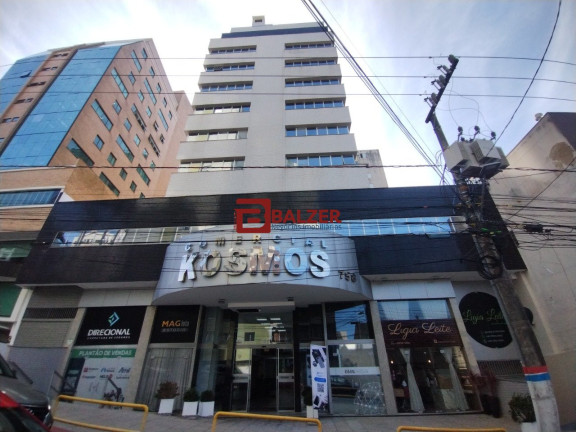 Sala Comercial à Venda, 87 m² em Centro - Florianópolis