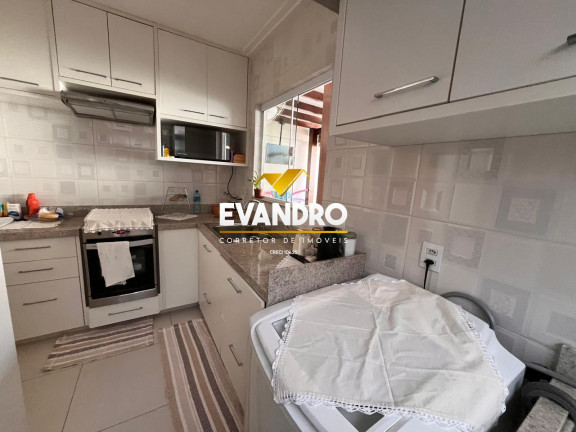Imagem Casa com 3 Quartos à Venda, 250 m² em Jardim Imperial - Cuiabá