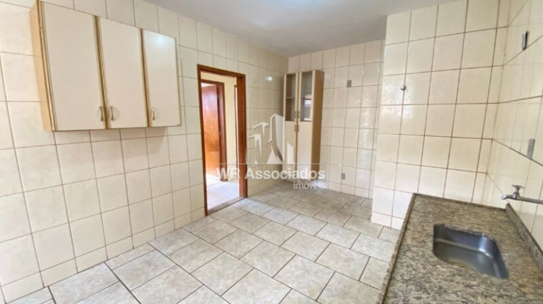 Imagem Apartamento com 2 Quartos à Venda, 75 m²