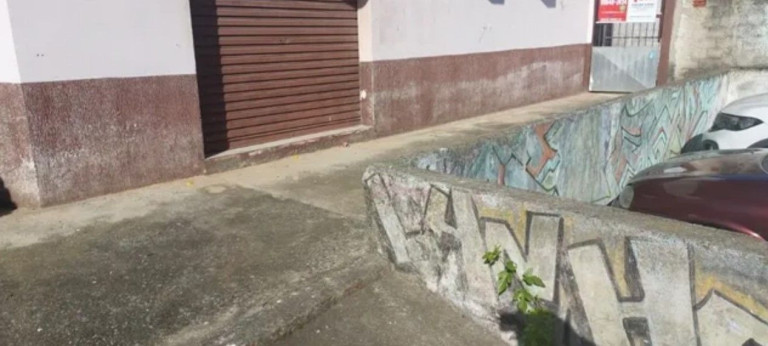 Imagem Casa com 3 Quartos à Venda, 346 m² em Tatuquara - Curitiba Imagem Casa com 3 Quartos à Venda, 346 m² em Tatuquara - Curitiba