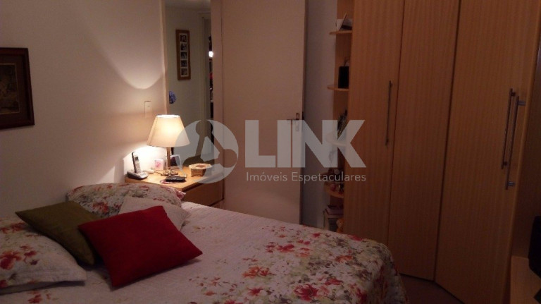 Imagem Apartamento com 2 Quartos à Venda, 63 m² em Santana - Porto Alegre Imagem Apartamento com 2 Quartos à Venda, 63 m² em Santana - Porto Alegre