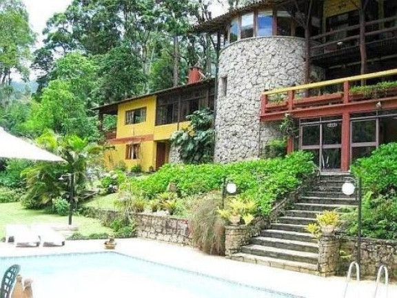 Imagem Imóvel com 7 Quartos à Venda, 780 m² em Granja Guarani - Teresópolis