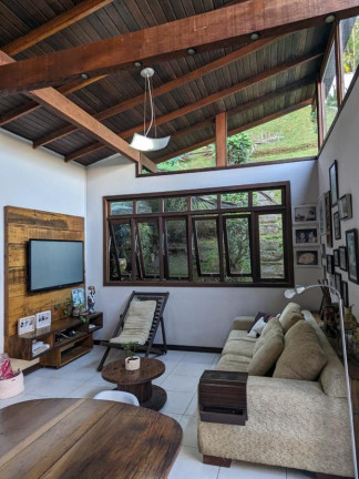 Imagem Casa com 2 Quartos à Venda, 170 m² em Floresta - Joinville