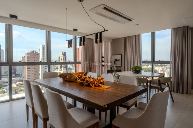 Imagem Apartamento com 3 Quartos à Venda, 236 m² em Juvevê - Curitiba Imagem Apartamento com 3 Quartos à Venda, 236 m² em Juvevê - Curitiba