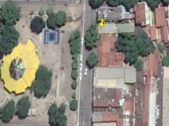 Terreno à Venda, 229 m² em Centro - Barreiras