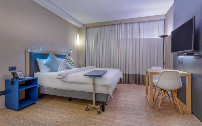 Imagem Apartamento com 1 Quarto à Venda, 56 m²