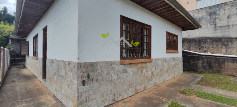Imagem Casa com 3 Quartos à Venda, 400 m² em Bela Vista - Campos Do Jordão Imagem Casa com 3 Quartos à Venda, 400 m² em Bela Vista - Campos Do Jordão