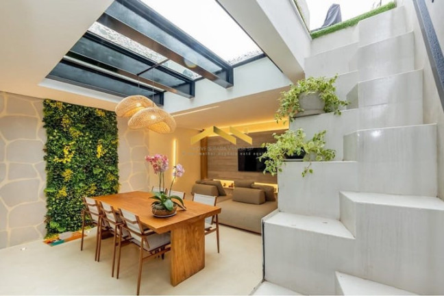 Imagem Casa com 3 Quartos à Venda, 140 m² em Santo Amaro - São Paulo Imagem Casa com 3 Quartos à Venda, 140 m² em Santo Amaro - São Paulo