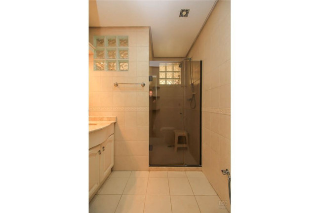 Imagem Imóvel com 3 Quartos à Venda, em Petrópolis - Porto Alegre Imagem Imóvel com 3 Quartos à Venda, em Petrópolis - Porto Alegre