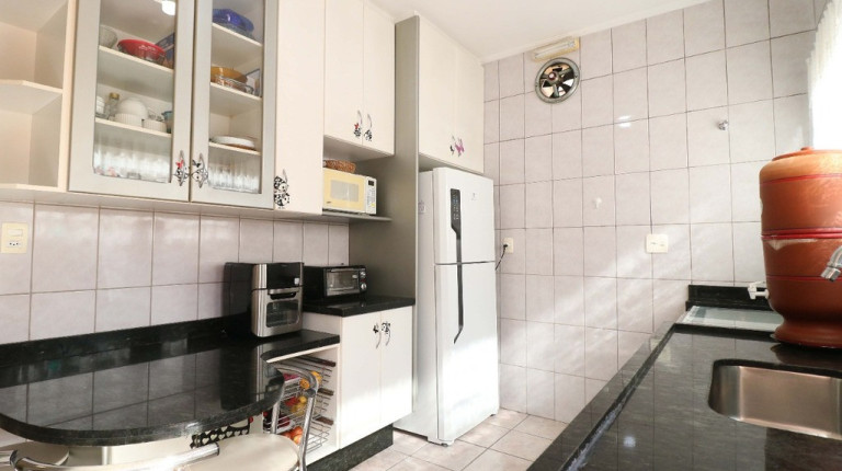 Casa de Condomínio com 4 Quartos à Venda, 179 m² em Jardim Peri Peri - São Paulo