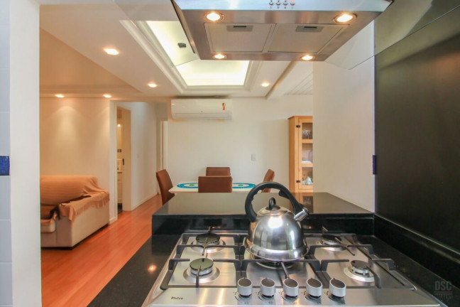 Imagem Imóvel com 3 Quartos à Venda, 71 m² em Vila Nova - Porto Alegre Imagem Imóvel com 3 Quartos à Venda, 71 m² em Vila Nova - Porto Alegre