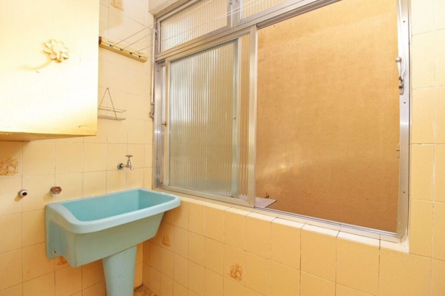 Imagem Imóvel com 2 Quartos à Venda, 60 m² em Navegantes - Porto Alegre