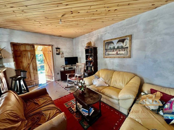 Imagem Chácara com 3 Quartos à Venda, 5.000 m² em Campos Do Jordão Imagem Chácara com 3 Quartos à Venda, 5.000 m² em Campos Do Jordão
