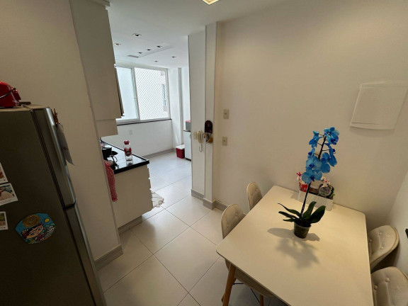 Imagem Apartamento com 2 Quartos à Venda, 62 m² em Botafogo - Rio De Janeiro Imagem Apartamento com 2 Quartos à Venda, 62 m² em Botafogo - Rio De Janeiro