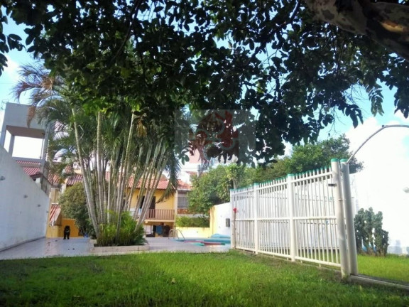 Imagem Casa com 3 Quartos à Venda, 300 m² em Rubem Berta - Porto Alegre