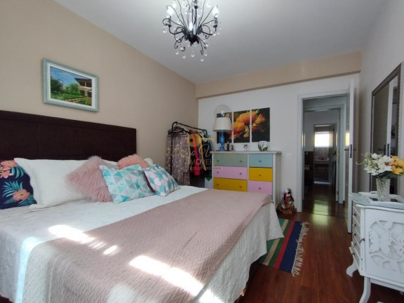 Imagem Apartamento com 3 Quartos à Venda, 101 m² em Várzea - Teresópolis