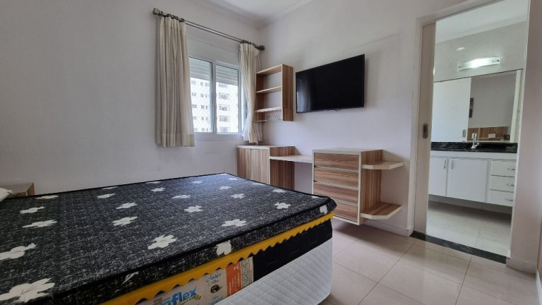 Imagem Apartamento com 3 Quartos à Venda, 130 m² em Pitangueiras - Guarujá