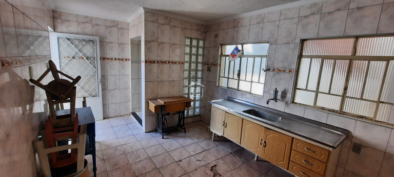 Imagem Casa com 3 Quartos à Venda, 191 m² em Nossa Sra. Aparecida - Poços De Caldas