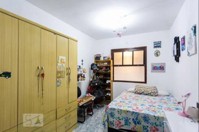 Imagem Sobrado com 4 Quartos à Venda, 197 m² em Quitaúna - Osasco