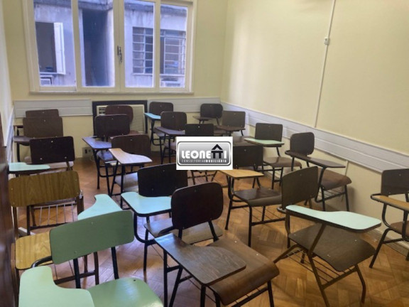 Imagem Sobrado com 12 Quartos à Venda, 500 m² em Tijuca - Rio De Janeiro