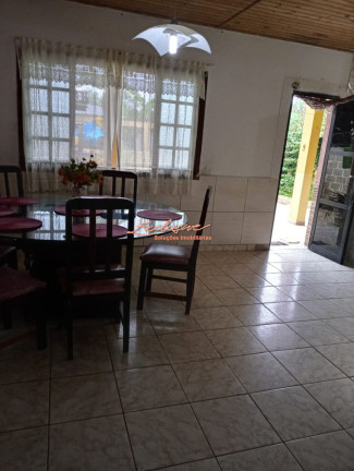 Imagem Casa com 4 Quartos à Venda, 300 m²
