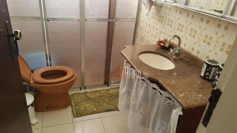 Imagem Casa com 3 Quartos à Venda, 238 m² em Ermelino Matarazzo - São Paulo Imagem Casa com 3 Quartos à Venda, 238 m² em Ermelino Matarazzo - São Paulo