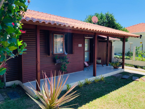 Imagem Casa com 3 Quartos à Venda, 130 m² em Zona Nova - Capão Da Canoa