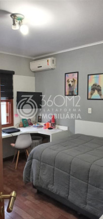 Imagem Casa com 3 Quartos à Venda, 201 m² em Vila Eldízia - Santo André