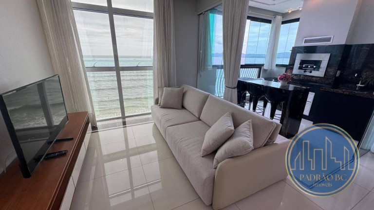 Imagem Apartamento com 4 Quartos à Venda, 157 m² em Meia Praia - Itapema