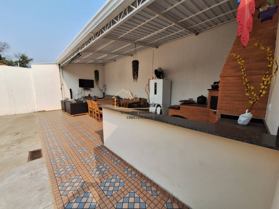 Imagem Casa com 3 Quartos à Venda, 360 m² em Jardim Nova Europa - Campinas Imagem Casa com 3 Quartos à Venda, 360 m² em Jardim Nova Europa - Campinas