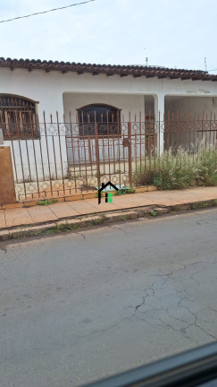 Sala Comercial à Venda, 352 m² em Centro - Patos De Minas