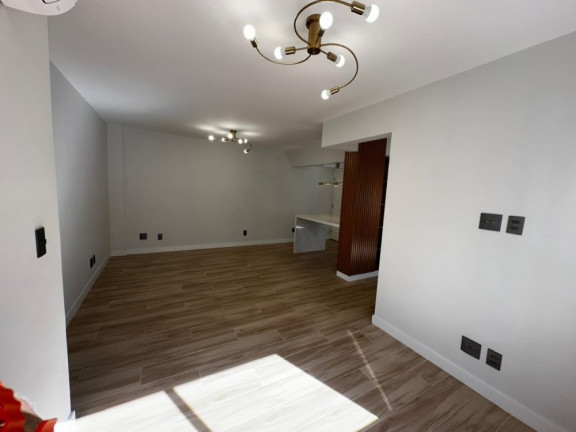 Imagem Apartamento com 2 Quartos à Venda, 70 m² em Vila Uberabinha - São Paulo