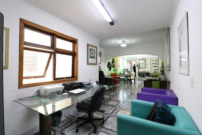 Casa com 8 Quartos à Venda, 500 m² em Vila Ipojuca - São Paulo