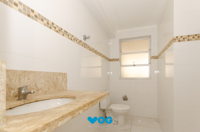 Imagem Imóvel com 3 Quartos à Venda, 146 m² em Rio Branco - Porto Alegre Imagem Imóvel com 3 Quartos à Venda, 146 m² em Rio Branco - Porto Alegre