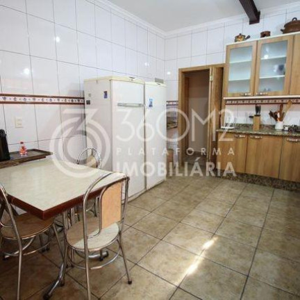 Imagem Casa com 4 Quartos à Venda, 400 m² em Vila Monumento - São Paulo Imagem Casa com 4 Quartos à Venda, 400 m² em Vila Monumento - São Paulo
