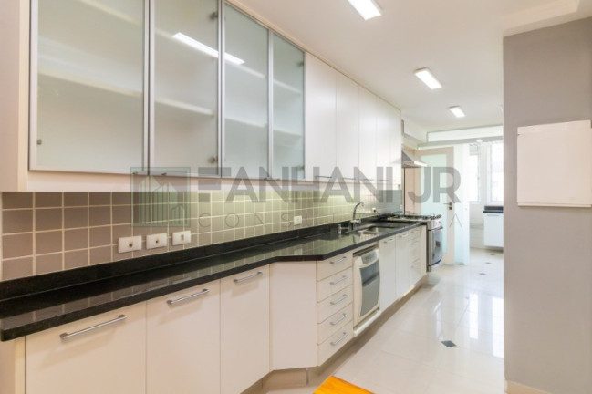 Imagem Imóvel com 3 Quartos à Venda, 184 m² em Cerqueira César - São Paulo Imagem Imóvel com 3 Quartos à Venda, 184 m² em Cerqueira César - São Paulo