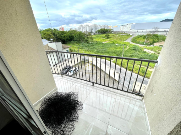 Imóvel com 2 Quartos à Venda, 55 m² em Colina De Laranjeiras - Serra