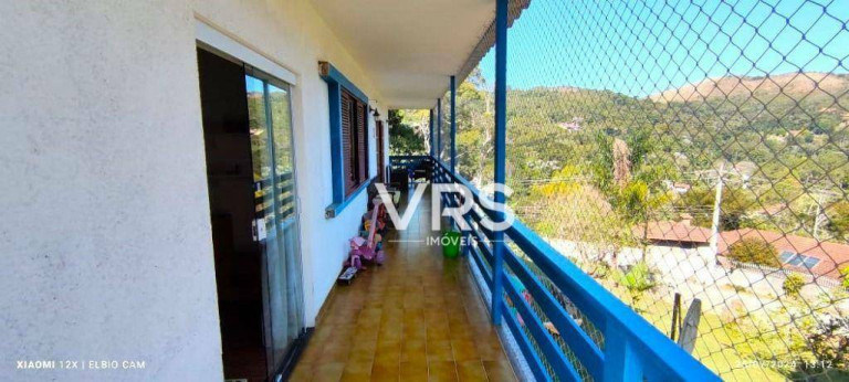 Imagem Casa com 4 Quartos à Venda, 196 m² em Cascata Do Imbuí - Teresópolis