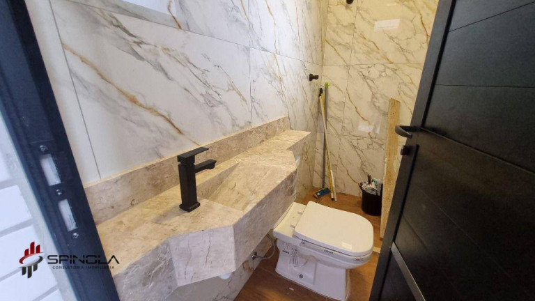 Imagem Sobrado com 3 Quartos à Venda, 180 m² em Maracanã - Praia Grande Imagem Sobrado com 3 Quartos à Venda, 180 m² em Maracanã - Praia Grande