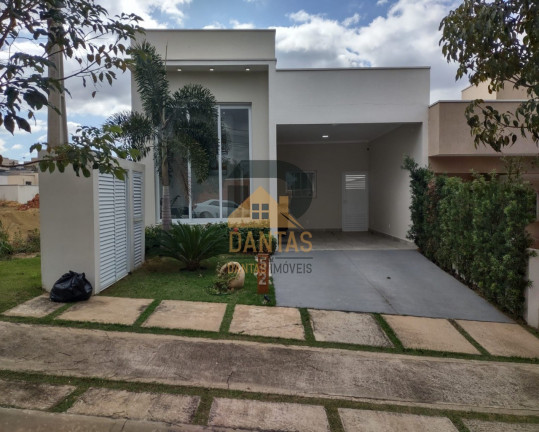 Imóvel com 3 Quartos à Venda,  em Village Moutonnée - Salto