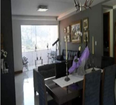 Imagem Casa com 4 Quartos à Venda, 380 m² em Tijuca - Teresópolis Imagem Casa com 4 Quartos à Venda, 380 m² em Tijuca - Teresópolis