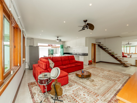 Imagem Sobrado com 3 Quartos à Venda, 247 m² em Jardim Sertãozinho - São Paulo Imagem Sobrado com 3 Quartos à Venda, 247 m² em Jardim Sertãozinho - São Paulo