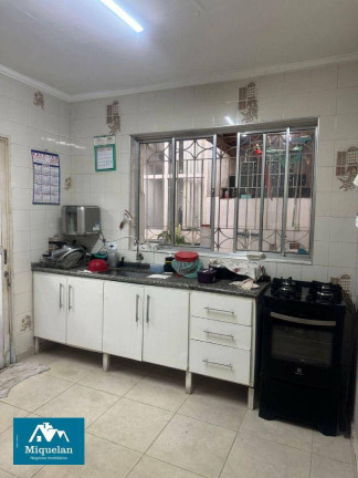 Sobrado com 2 Quartos à Venda ou Locação, 200 m² em Parada Inglesa - São Paulo