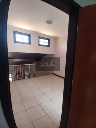 Imagem Casa com 3 Quartos à Venda, 196 m² em Vila Santista - Atibaia Imagem Casa com 3 Quartos à Venda, 196 m² em Vila Santista - Atibaia