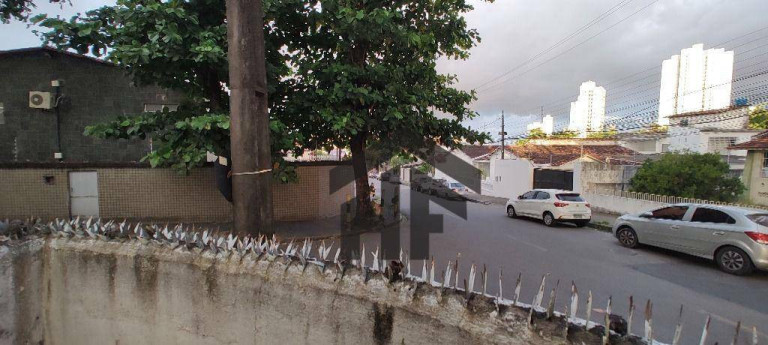 Imagem Casa com 4 Quartos à Venda, 225 m² em Casa Amarela - Recife