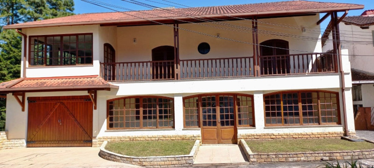 Imagem Casa com 7 Quartos à Venda, 348 m² em Comary - Teresópolis Imagem Casa com 7 Quartos à Venda, 348 m² em Comary - Teresópolis