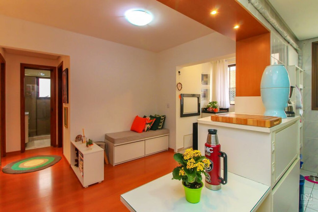 Imagem Apartamento com 2 Quartos à Venda, 60 m² em Cristal - Porto Alegre
