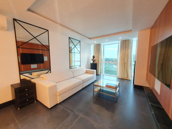Imagem Cobertura com 3 Quartos à Venda, 268 m² em Pioneiros - Balneário Camboriú