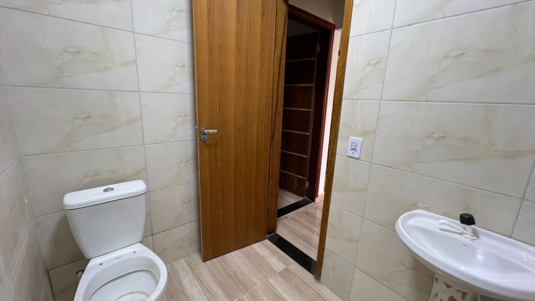 Imagem Casa com 3 Quartos à Venda, 140 m² em Recanto Das Emas - Brasília Imagem Casa com 3 Quartos à Venda, 140 m² em Recanto Das Emas - Brasília